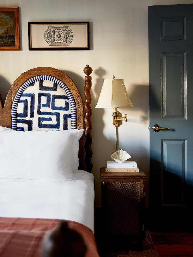 Blue Iris By Life House Hotel Нантъкет Екстериор снимка