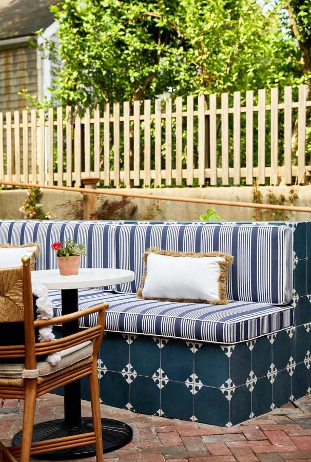 Blue Iris By Life House Hotel Нантъкет Екстериор снимка